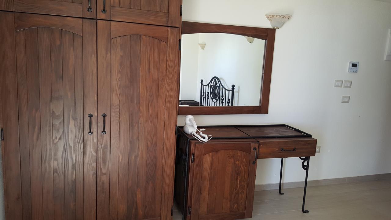 Hotel Sarajet E Pashait 2 Dhërmi Exteriör bild